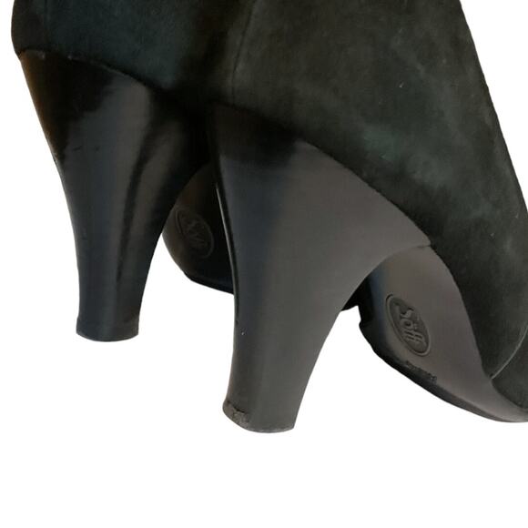 Sofft Pump Shoe SWomen's Size 9.5M Trimmed Black Suede Leather Kitten Heel - Picture 9 of 15